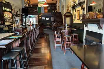 Rosie's Taradale - for lease