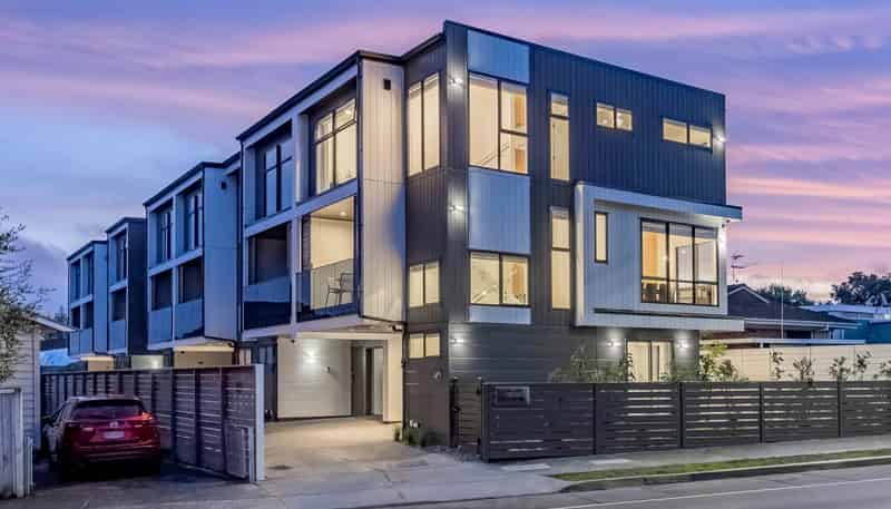 Lot1,2,3/51 Mt Smart Road, Onehunga
