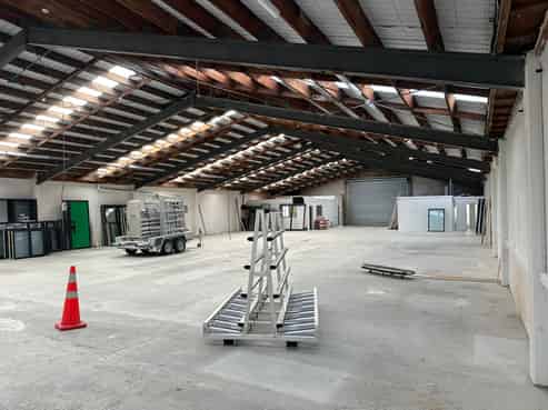 Excellent Warehouse Space with Parks