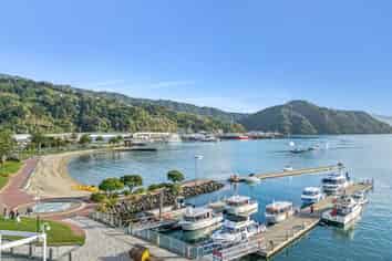 6 London Quay, Picton