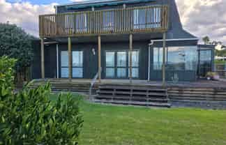 1251 East Coast Road, Kaiaua