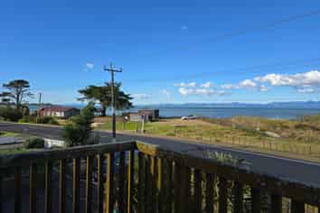 1251 East Coast Road, Kaiaua