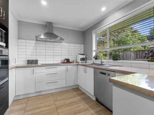 15 Gregson Drive, Huntly