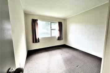 Auckland - Address withheld