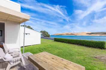 65 Hokianga Harbour Drive, OPONONI