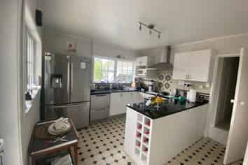 3 Meadway, Sunnyhills