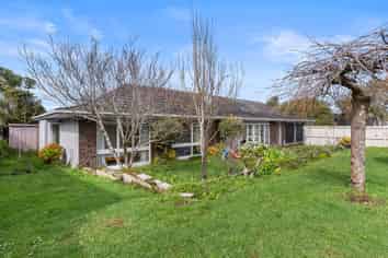 58 Prince Regent Drive, Half Moon Bay
