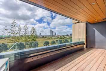 418/48 Esmonde Road, Takapuna