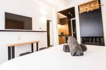 Auckland Monster Lease Waiting to be Tamed