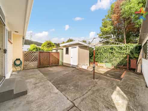 244 Waiwhetu Road, Waterloo