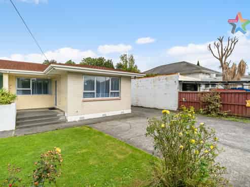 244 Waiwhetu Road, Waterloo