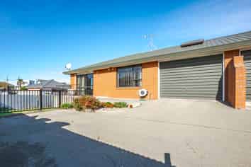 2/25 York Street, Seaview