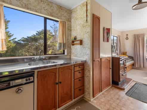 3118 Russell Road, Hikurangi