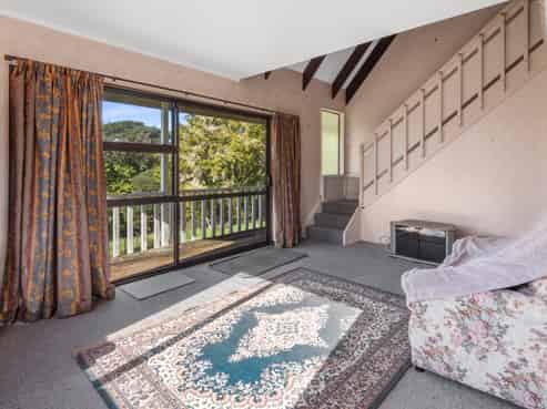 3118 Russell Road, Hikurangi