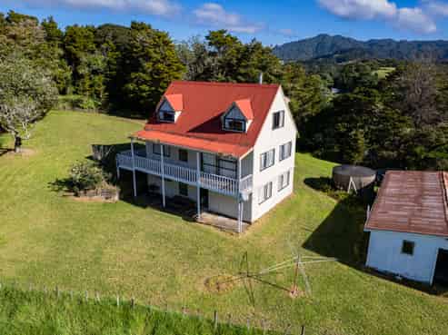 3118 Russell Road, Hikurangi