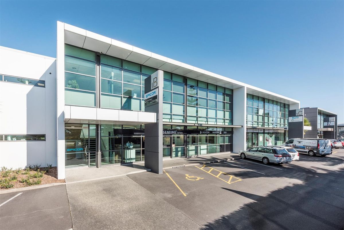 CBRE | High Profile on Highbrook Drive - Ansicht 4