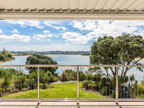 42 Pohutukawa Avenue, Red Beach