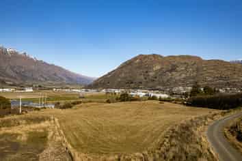 52 Hansen Road - Cabins, Frankton