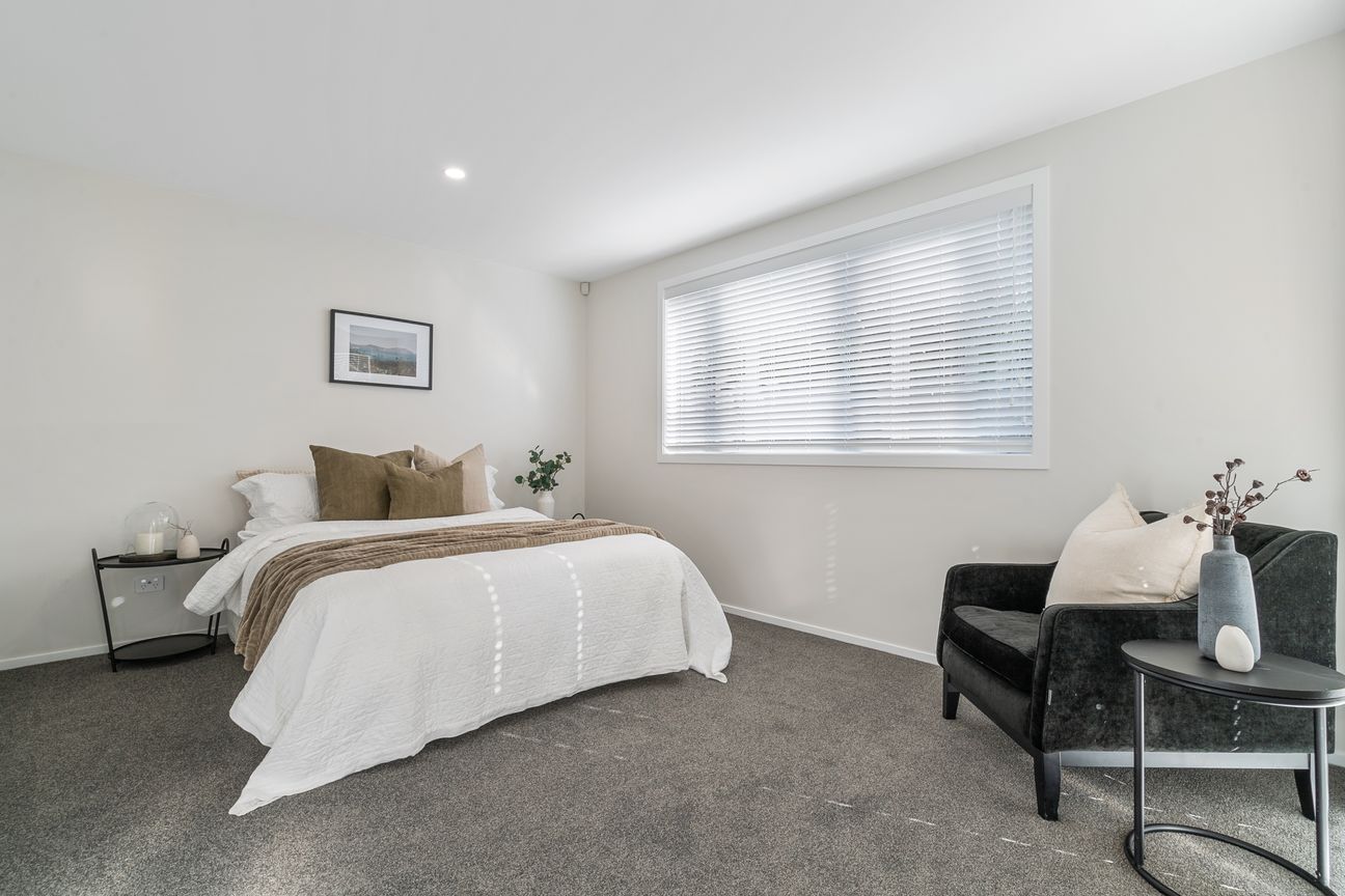 READY TO MOVE IN! - ENQUIRE NOW - Więcej