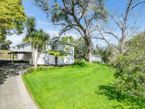 350 West Coast Road, Glen Eden