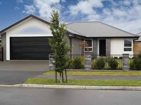 22 Strowan Avenue, Elgin
