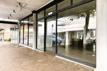 High-Profile Howick Village | 131m2 Retail