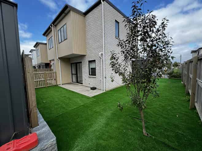 13 Hari Place, Favona