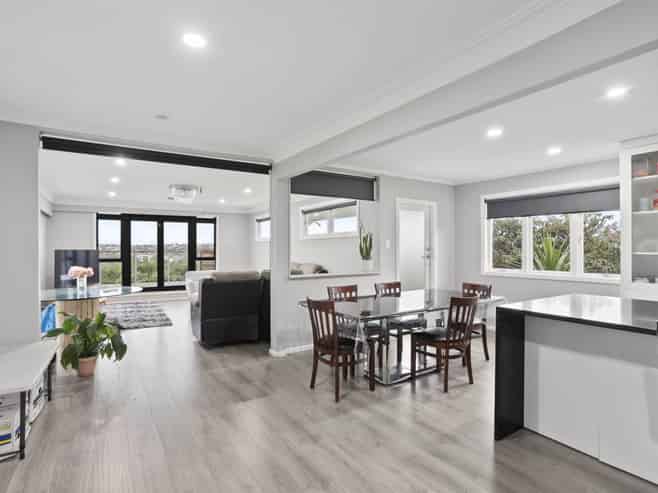 64 Astley Avenue, New Lynn