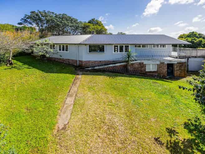 64 Astley Avenue, New Lynn
