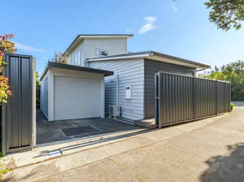 35 WAIONE AVENUE, Athenree