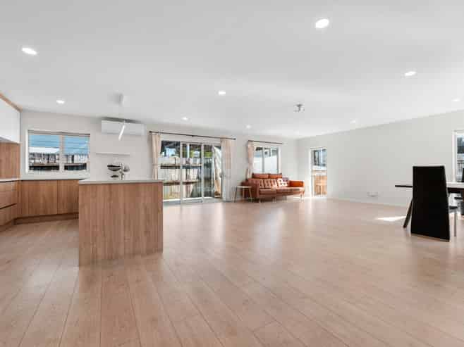 25A Larnoch Road, Henderson