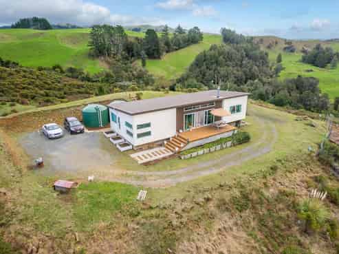 925 Ngaroma Rd, Wharepuhunga