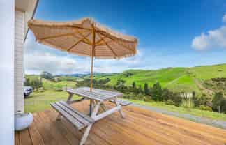 925 Ngaroma Rd, Wharepuhunga