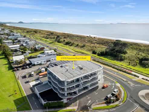 2/898 Papamoa Beach Road, Papamoa