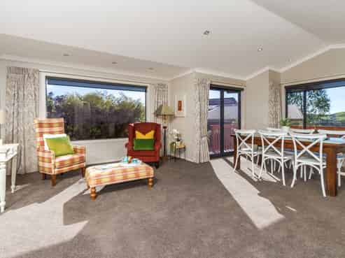 54 Newman Drive, Enner Glynn
