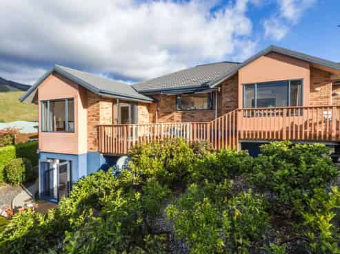 54 Newman Drive, Enner Glynn
