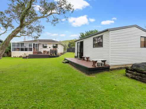 62 Wallace Road, Mangere Bridge