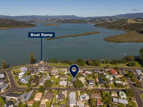 78 Catherine Crescent, Whitianga