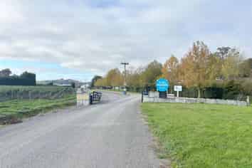 3,700m² Yard + 505m² Implement Shed - For Lease