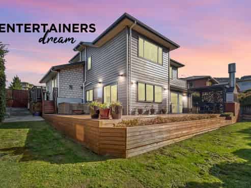 15 Frankie Stevens Place, Riverstone Terraces