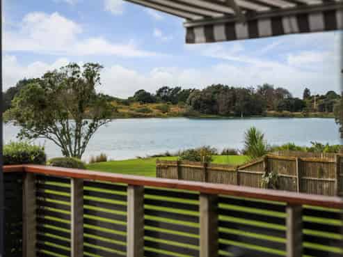 32 Roretana Drive, Athenree