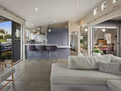 32 Roretana Drive, Athenree