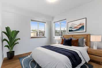 2/13 Greenstone Place, Clover Park