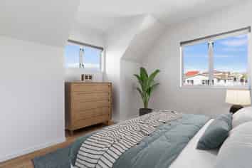 2/13 Greenstone Place, Clover Park