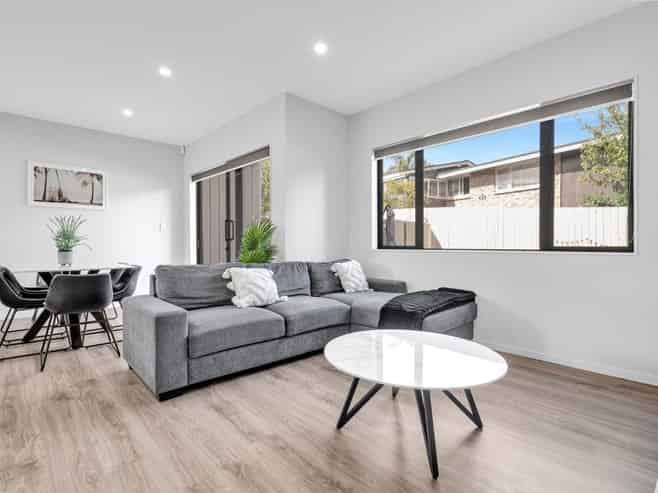 44 The Boulevard, Sunnyhills