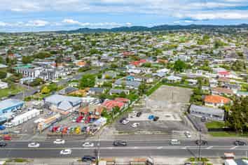 VERSATILE COMMERCIAL RETAIL CANVAS FOR LEASE

