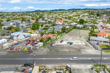 VERSATILE COMMERCIAL RETAIL CANVAS FOR LEASE
