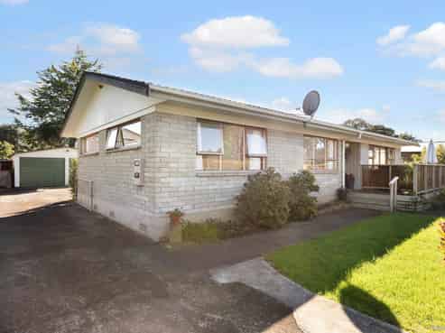 42 Colombo Road, Waiuku