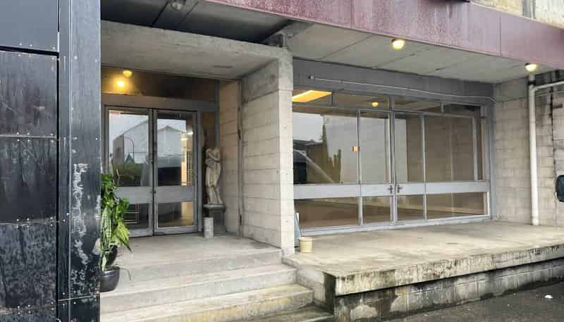 14 East Street, Newton