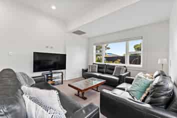 57 GreenLane East, Remuera